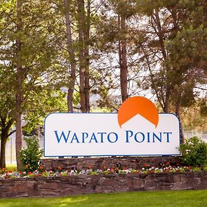 Wapato Point Resort